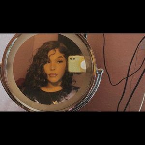 Meet your Posher, Gracie